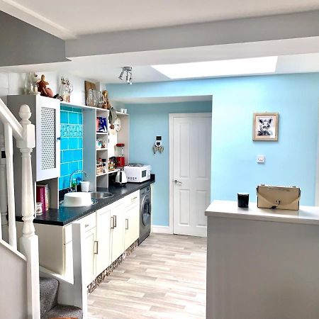 Stay In The Heart Of York At The Hampden - Free Parking - York Holiday Home Dış mekan fotoğraf