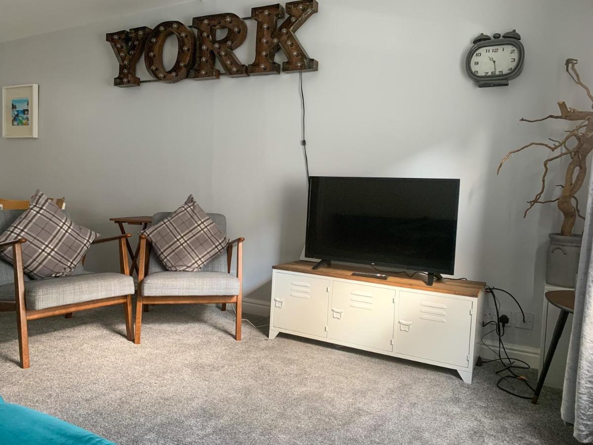 Stay In The Heart Of York At The Hampden - Free Parking - York Holiday Home Dış mekan fotoğraf