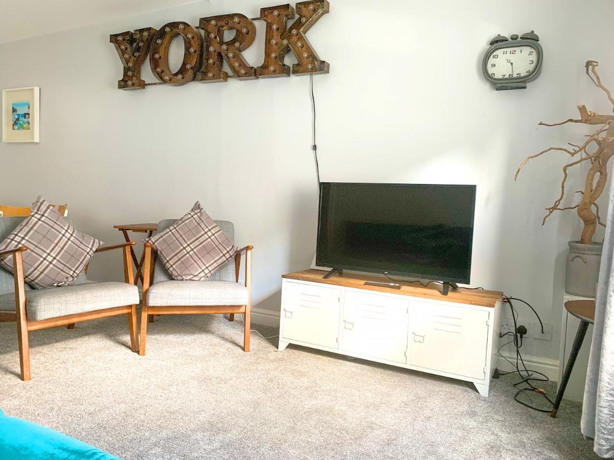 Stay In The Heart Of York At The Hampden - Free Parking - York Holiday Home Dış mekan fotoğraf