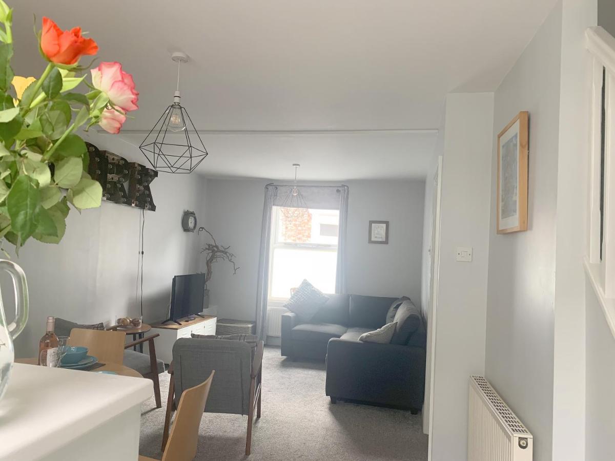 Stay In The Heart Of York At The Hampden - Free Parking - York Holiday Home Dış mekan fotoğraf